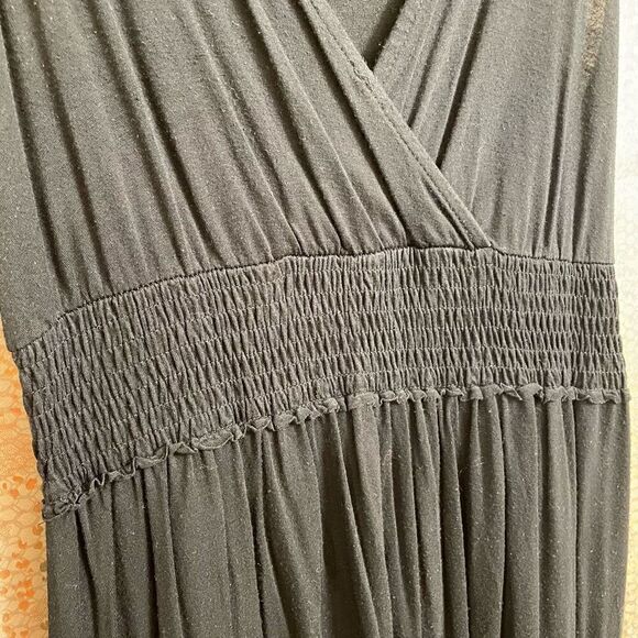 Liz Lange Black Surplice Smocked Waist Midi Maternity Dress, Small/Medium - Picture 4 of 6